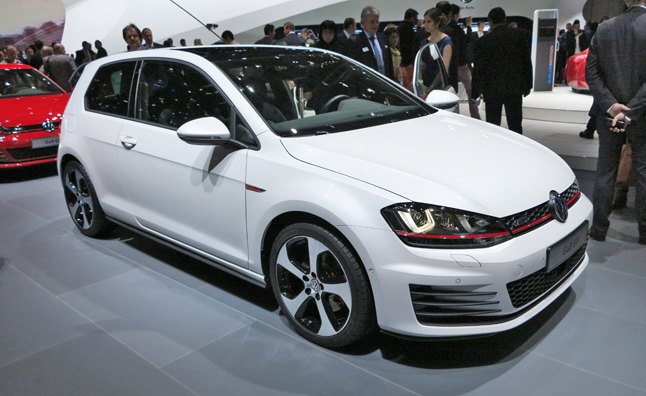 Silicium Tien jaar worm 2015 Volkswagen GTI Debuts Lighter, More Athletic » AutoGuide.com News